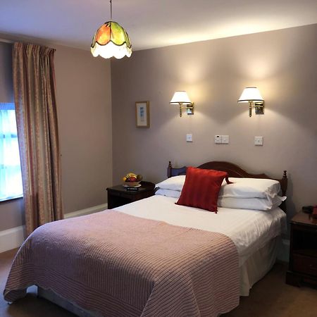 Tully'S Hotel Castlerea Екстериор снимка