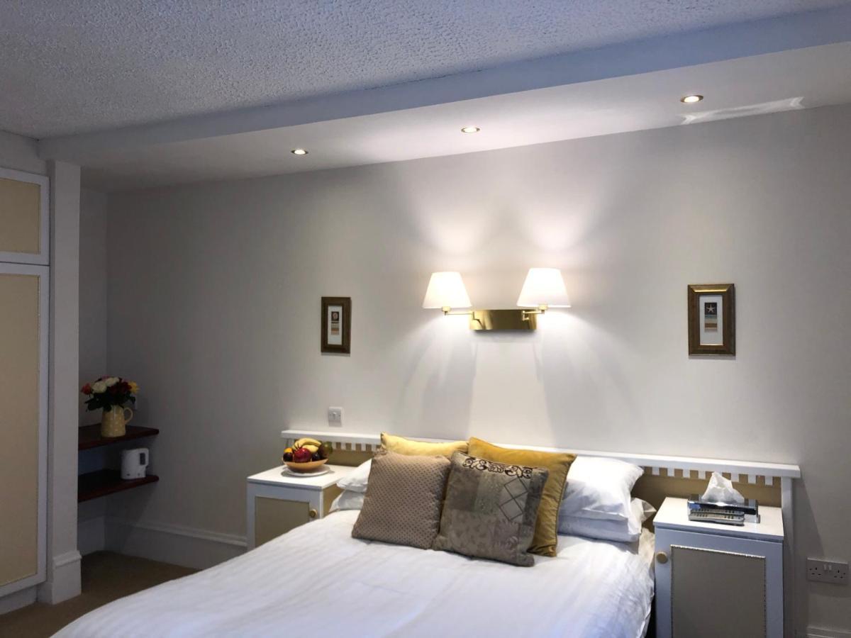 Tully'S Hotel Castlerea Екстериор снимка